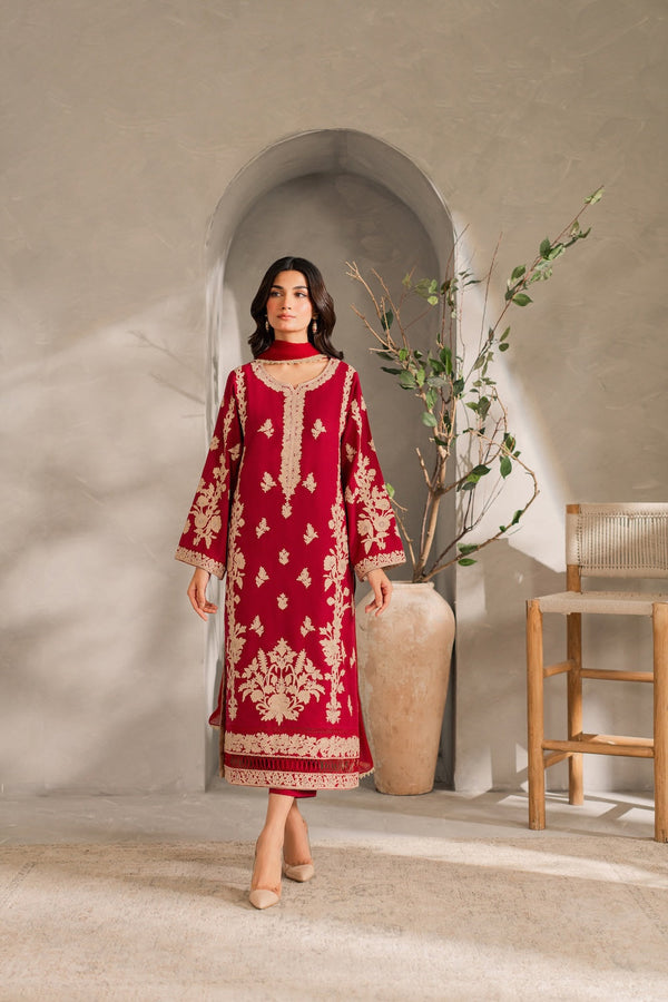 Ruby set is a timeless 2-piece traditional outfit